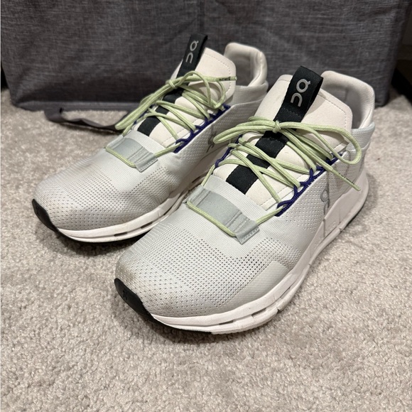On Cloud Nova
Size 9

Good condition! - Picture 1 of 4